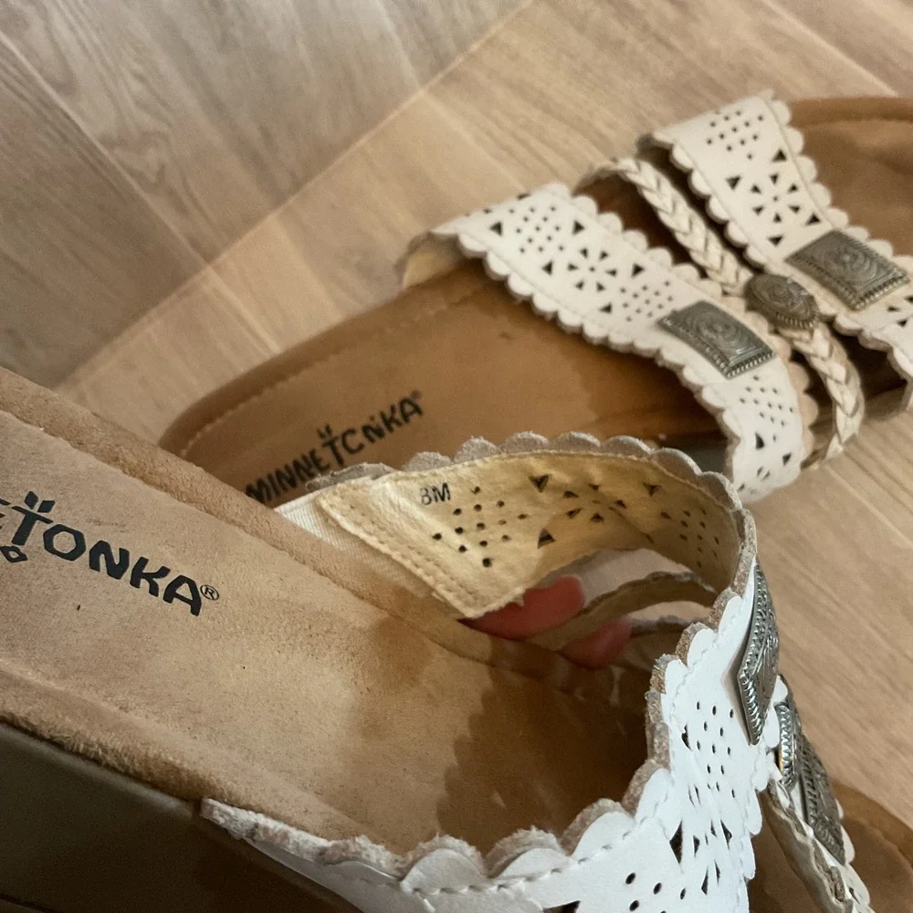 Minnetonka Womens Gayle Medallion‎ Slide Sandals Size 8M Boho Slides
